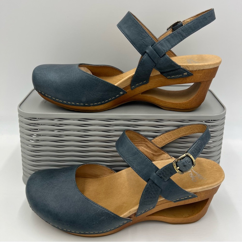 Dansko Taci Mary Jane Heeled Clogs in Denim Blue Leather Size 42